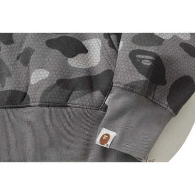 Худи A Bathing Ape Camouflage Diagonal Zip Shark "Gray" фото № 4 Худи A Bathing Ape Camouflage Diagonal Zip Shark "Gray" фото № 4
