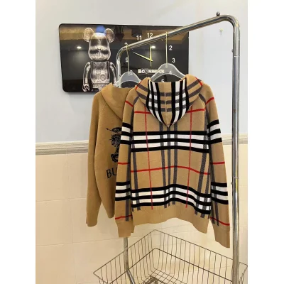 Худи Burberry Backside Black Warrior On The Horse Checked "Brown" фото № 6