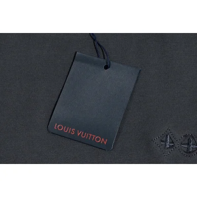 Лонгслив Louis Vuitton Style Casual "Black" фото № 2 Лонгслив Louis Vuitton Style Casual "Black" фото № 2