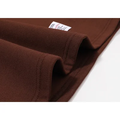 Лонгслив Rrr123 A Plush Toy Behind The Text "Brown" фото № 4