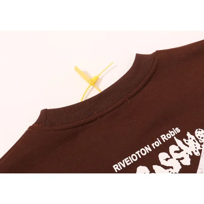 Лонгслив Rrr123 A Plush Toy Behind The Text "Brown" фото № 7