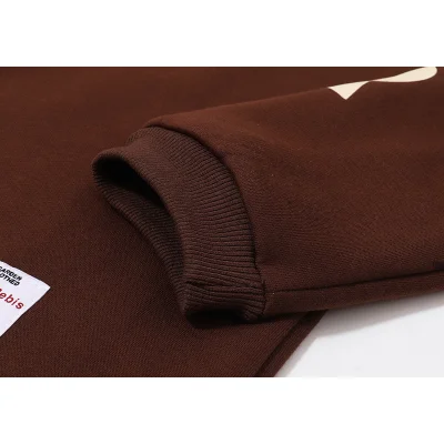 Лонгслив Rrr123 A Plush Toy Behind The Text "Brown" фото № 9