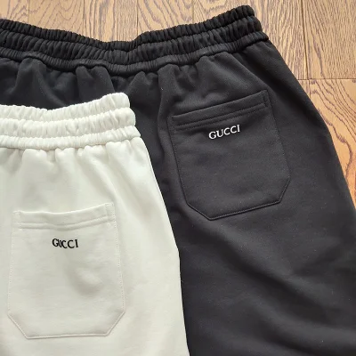 Шорты Balenciaga X Gucci Graffiti Logo "White" фото № 2