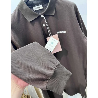 Свитшот Miu Miu White Frontside Logo On The Dark Fabric "Brown" фото № 3