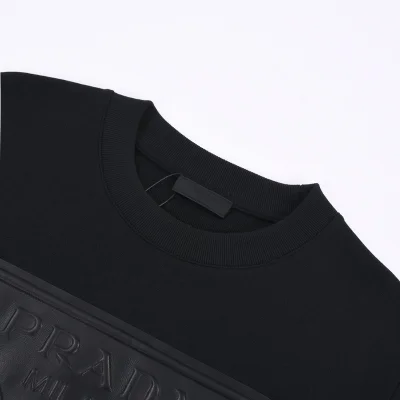 Свитшот Prada Large Leather Logo "Black" фото № 7 Свитшот Prada Large Leather Logo "Black" фото № 7