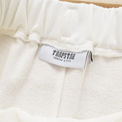 Шорты Trapstar London Its a Secret "White" фото № 7 Шорты Trapstar London Its a Secret "White" фото № 7
