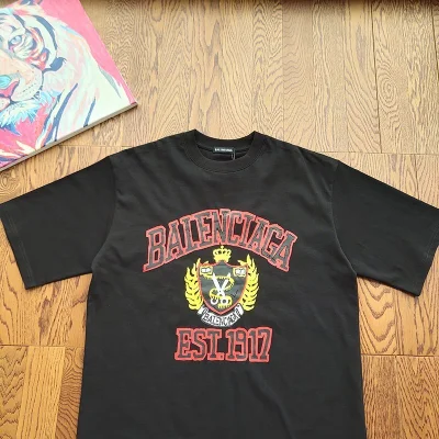 Футболка Balenciaga With The Coat Of Arms Of Designers "Black" фото № 8
