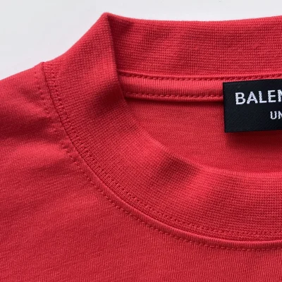 Футболка Balenciaga Scarlet Color "Red" фото № 5 Футболка Balenciaga Scarlet Color "Red" фото № 5