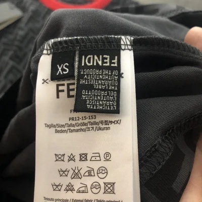 Футболка Fendi With A Red Collar "Black" фото № 4 Футболка Fendi With A Red Collar "Black" фото № 4