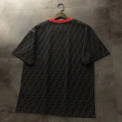 Футболка Fendi With A Red Collar "Black" фото № 5 Футболка Fendi With A Red Collar "Black" фото № 5