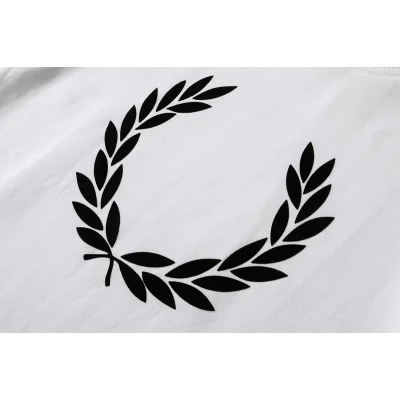 Футболка Fred Perry Laurel wreath "White" фото № 4