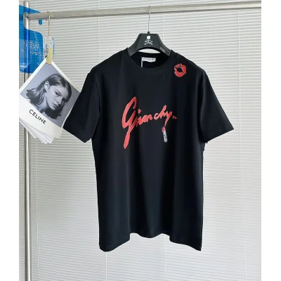 Футболка Givenchy Fatal Kiss "Black" фото № 3 Футболка Givenchy Fatal Kiss "Black" фото № 3