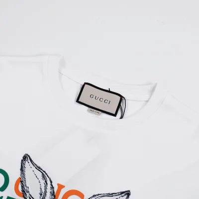 Футболка Gucci The Fashionable Hare "White" фото № 4