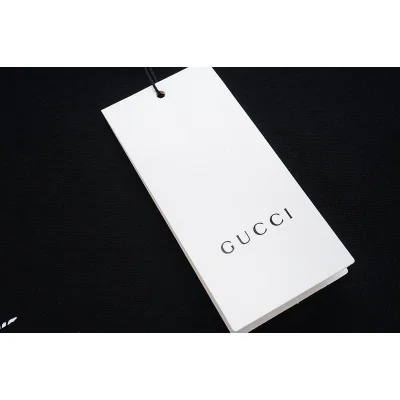 Футболка Gucci Holding My Ears "Black" фото № 5