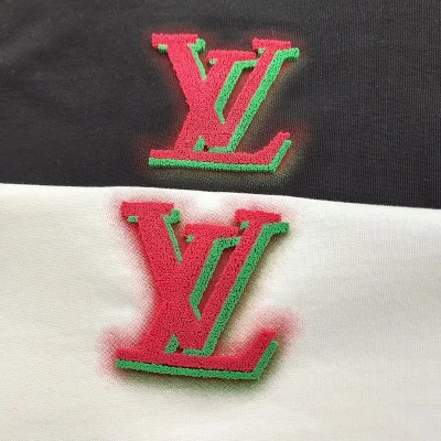 Футболка Louis Vuitton Cotton With Tornado Print "White" фото № 4 Футболка Louis Vuitton Cotton With Tornado Print "White" фото № 4