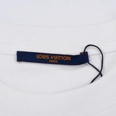 Футболка Louis Vuitton With Pink Massive Logo "White" фото № 6