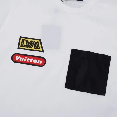 Футболка Louis Vuitton With Black Pocket And Logo "White" фото № 4