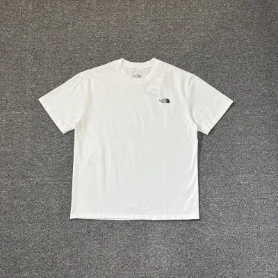 Футболка The North Face Traveling Through The Desert "White" фото № 5 Футболка The North Face Traveling Through The Desert "White" фото № 5