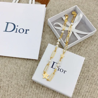 Ожерелье Dior Decoration With Symbols - Stars And Pearls "Gold" фото № 7