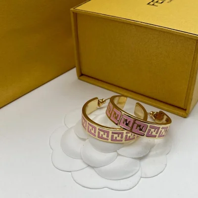 Серьги Fendi Semicircle With Repeating Logo "Gold" фото № 3