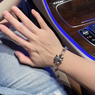 Подвеска Louis Vuitton Dragon Before Logo "Silver" фото № 7 Подвеска Louis Vuitton Dragon Before Logo "Silver" фото № 7