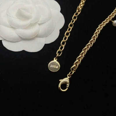 Ожерелье Dior Pearl And Logo Decorated "Gold" фото № 4