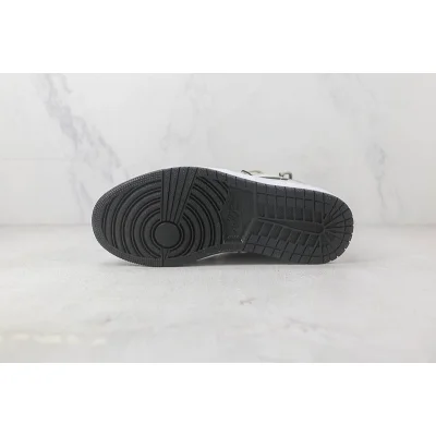 Air Jordan 1 Low "Black/Grey" фото № 9