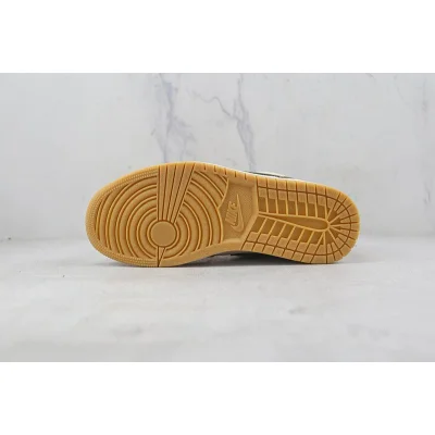 Air Jordan 1 Low SE "Light Curry " фото № 9