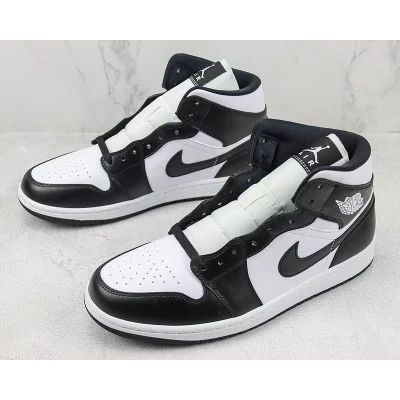 Nike Air Jordan 1 Mid "Panda" фото № 5