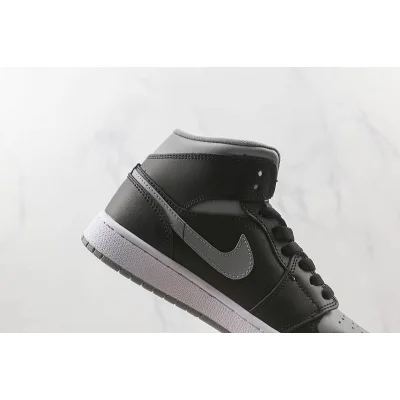 Air Jordan 1 Mid "Shadow" фото № 4