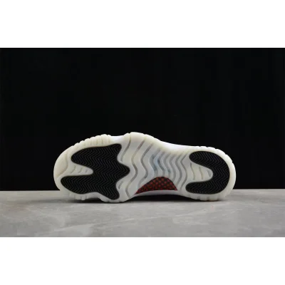 Air Jordan 11 Retro "Navy Blue/Red" фото № 8 Air Jordan 11 Retro "Navy Blue/Red" фото № 8