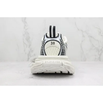 Balenciaga 3XL "Cream White/Mesh/Black/Silver" фото № 9