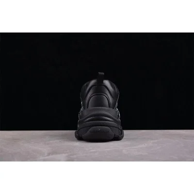 Balenciaga Triple S Sneaker "Black/White" фото № 5