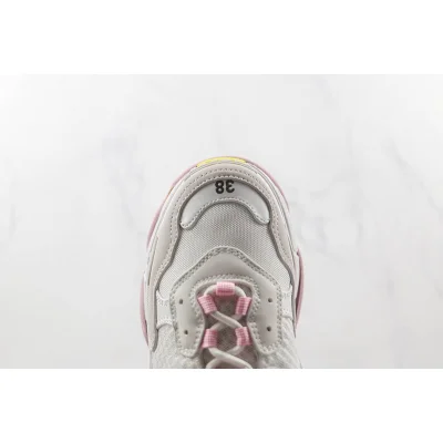 Balenciaga Triple S "White/Grey" фото № 3 Balenciaga Triple S "White/Grey" фото № 3
