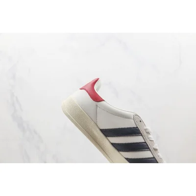 Adidas x Gucci Gazelle "Off White/Blue/Red" фото № 3 Adidas x Gucci Gazelle "Off White/Blue/Red" фото № 3