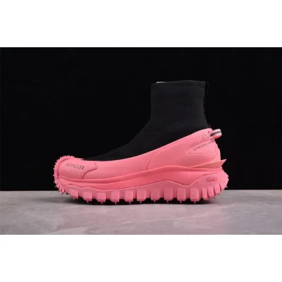 Moncler Trailgrip "Pink/Black" фото № 2 Moncler Trailgrip "Pink/Black" фото № 2