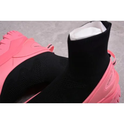 Moncler Trailgrip "Pink/Black" фото № 8 Moncler Trailgrip "Pink/Black" фото № 8