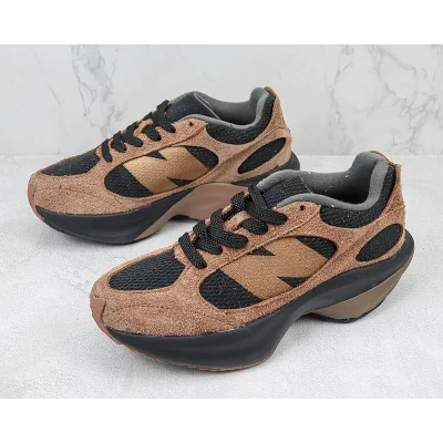 New Balance Warped Runner "Dark Mushroom/Black" фото № 5