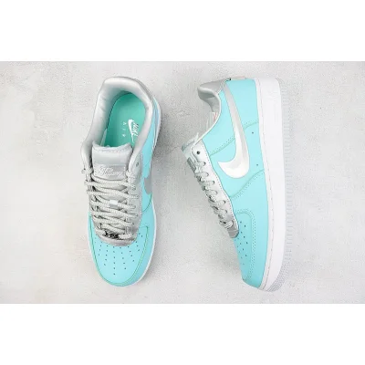 Tiffany & Co x Nike Air Force 1 Low "Tiffany Blue/Silver Grey" фото № 6