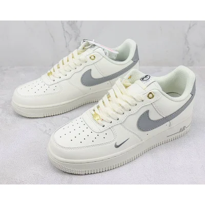 Nike Air Force 1 Low 40th Anniversary "Off White/Grey/Mini-Swoosh" фото № 5