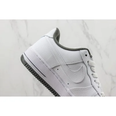 Nike Air Force 1 40th Anniversary "White/Black/Gold" фото № 3 Nike Air Force 1 40th Anniversary "White/Black/Gold" фото № 3