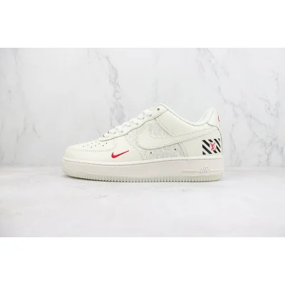 Louis Vuitton x Nike Air Force 1 Low "Red/Black Logo" фото № 2 Louis Vuitton x Nike Air Force 1 Low "Red/Black Logo" фото № 2
