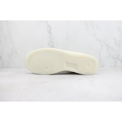 Louis Vuitton x Nike Air Force 1 Low "Red/Black Logo" фото № 8 Louis Vuitton x Nike Air Force 1 Low "Red/Black Logo" фото № 8