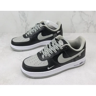 Off-White x Nike Air Force 1 Low "White/Smoke Grey/Black" фото № 5