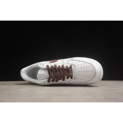 Nike Air Force 1 "Brown/White" фото № 3 Nike Air Force 1 "Brown/White" фото № 3