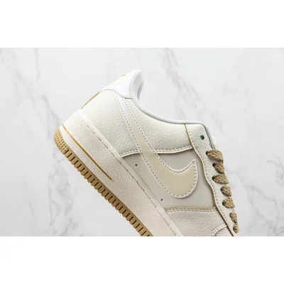 Nike Air Force 1 ’07 Low "QS Sail/White/Brown/Gold/Mini Swoosh" фото № 3