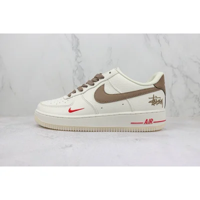 Stussy x Nike Air Force 1 Low "Brown/Cream White" фото № 2