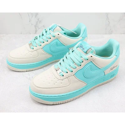 Tiffany & Co x Nike Air Force 1 Low "Tiffany Blue" фото № 5