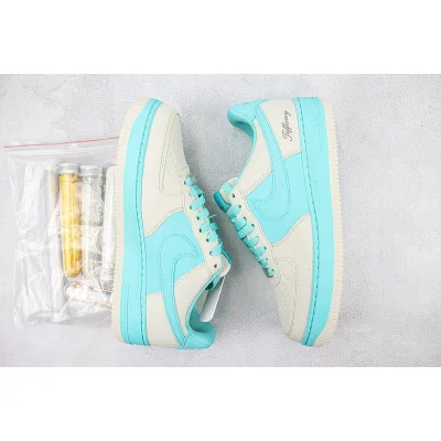 Tiffany & Co x Nike Air Force 1 Low "Tiffany Blue" фото № 7