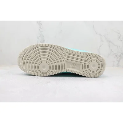 Tiffany & Co x Nike Air Force 1 Low "Tiffany Blue" фото № 8